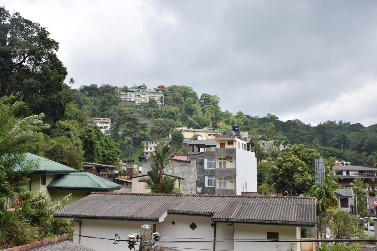 Lodge In 611 Kandy Eksteriør billede