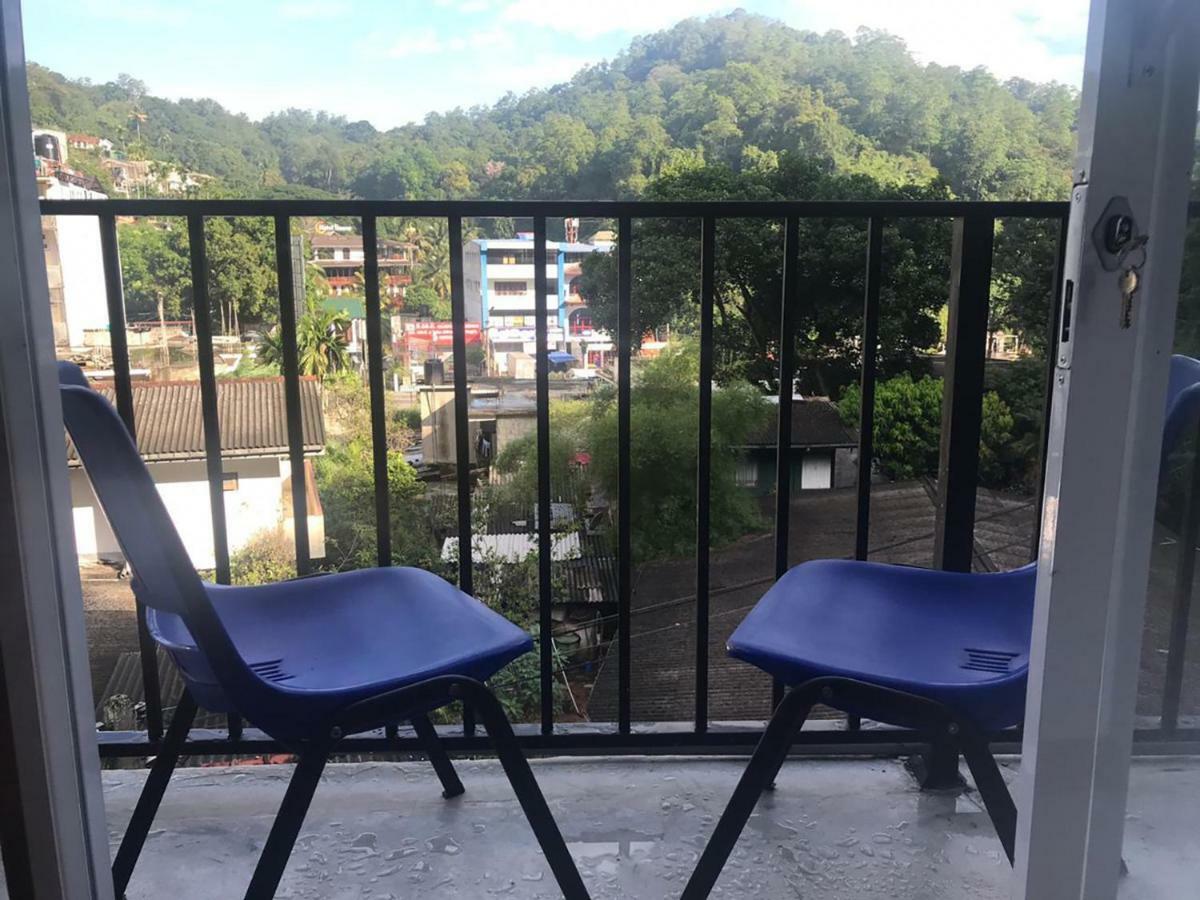 Lodge In 611 Kandy Eksteriør billede