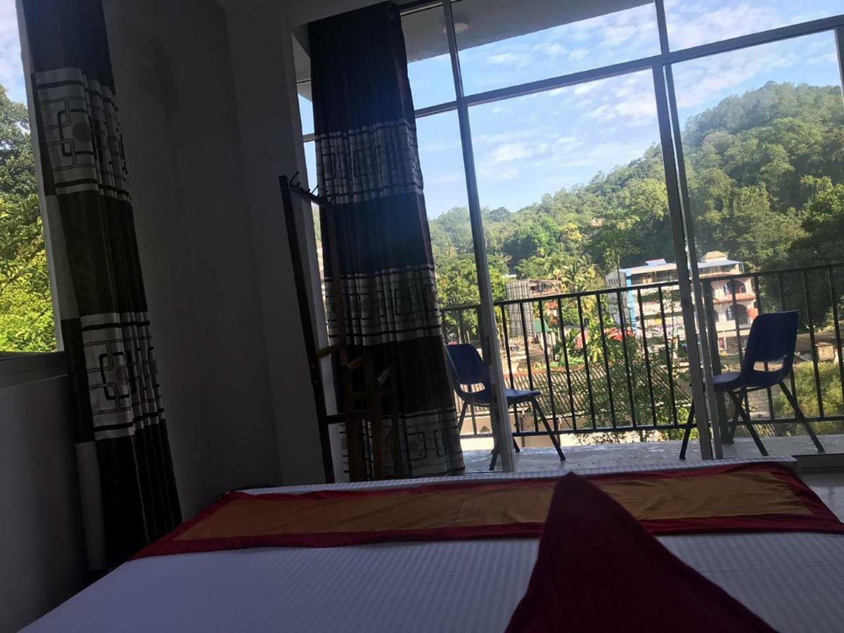 Lodge In 611 Kandy Eksteriør billede