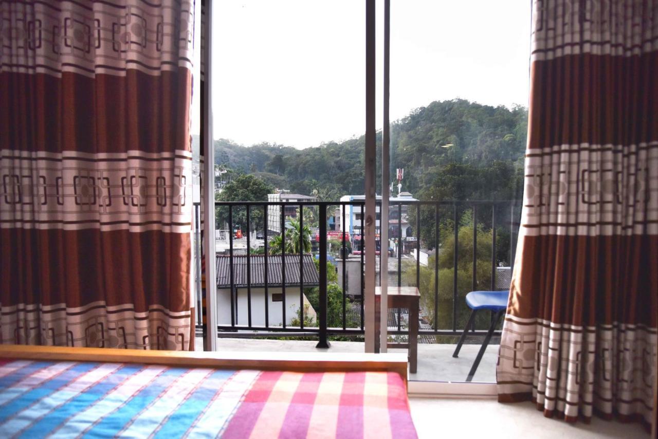 Lodge In 611 Kandy Eksteriør billede
