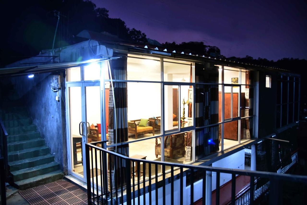 Lodge In 611 Kandy Eksteriør billede