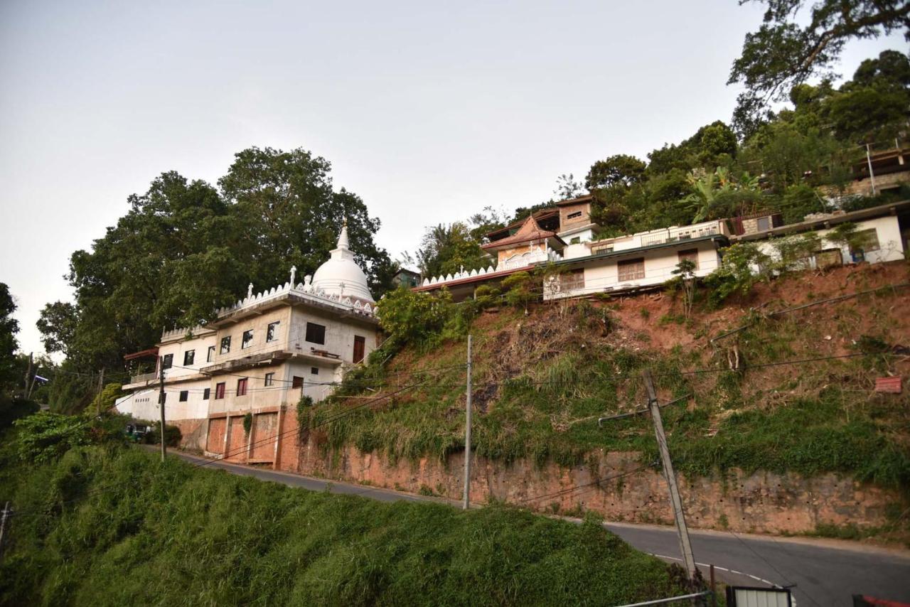 Lodge In 611 Kandy Eksteriør billede